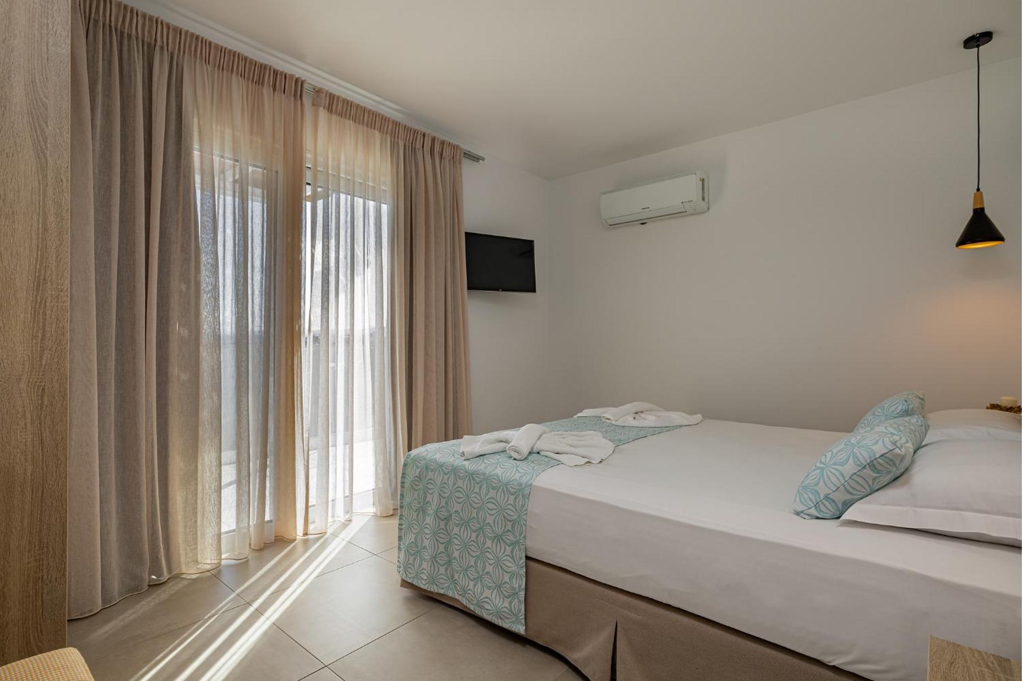 Areti Luxury Apartments เยโอริยิอูโปลิส ภายนอก รูปภาพ